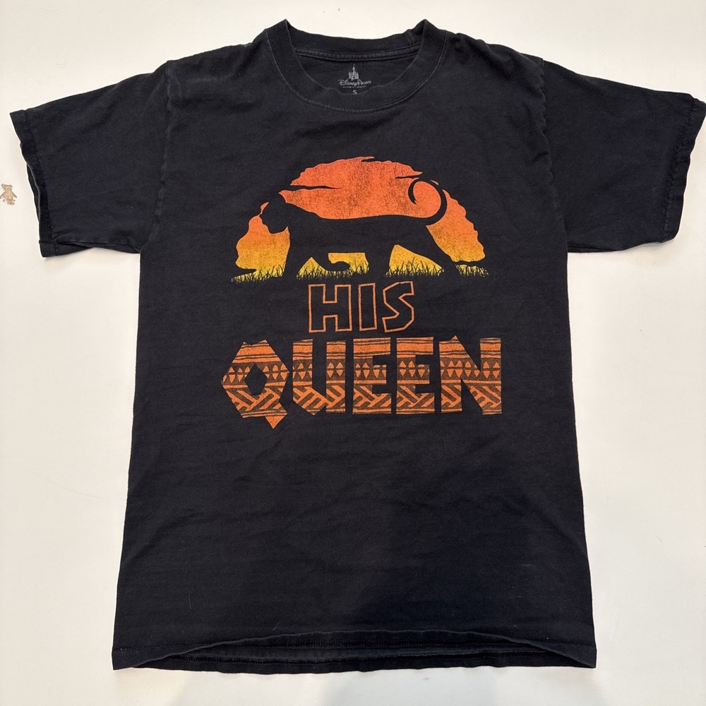 Disney’s The Lion King Black T-Shirt “His Queen” - Size Small